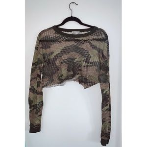 Mesh camo crop top